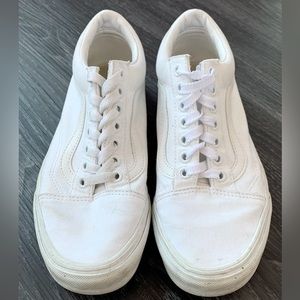 White Vans Old Skool shoes
